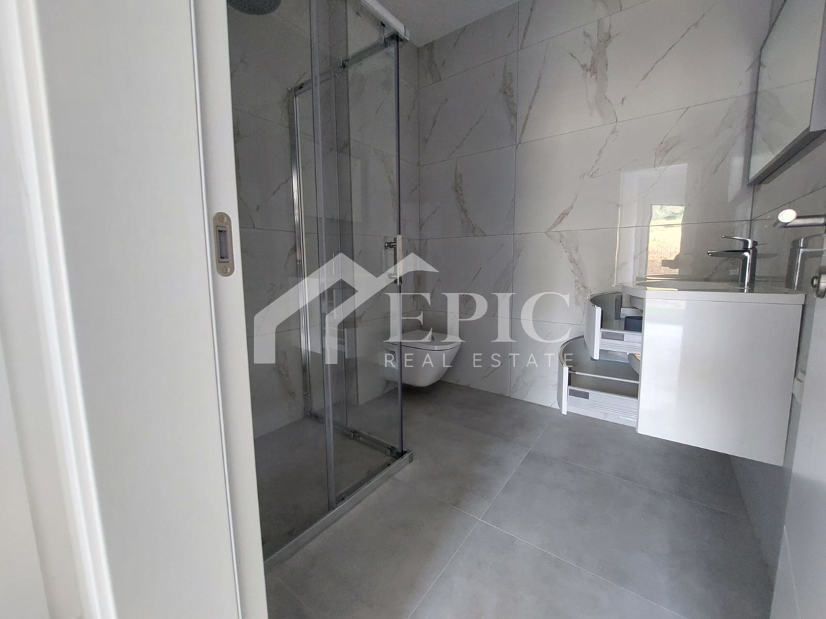 KOŽINO, ZADAR - APPARTAMENTO TRILOCALE CON PISCINA