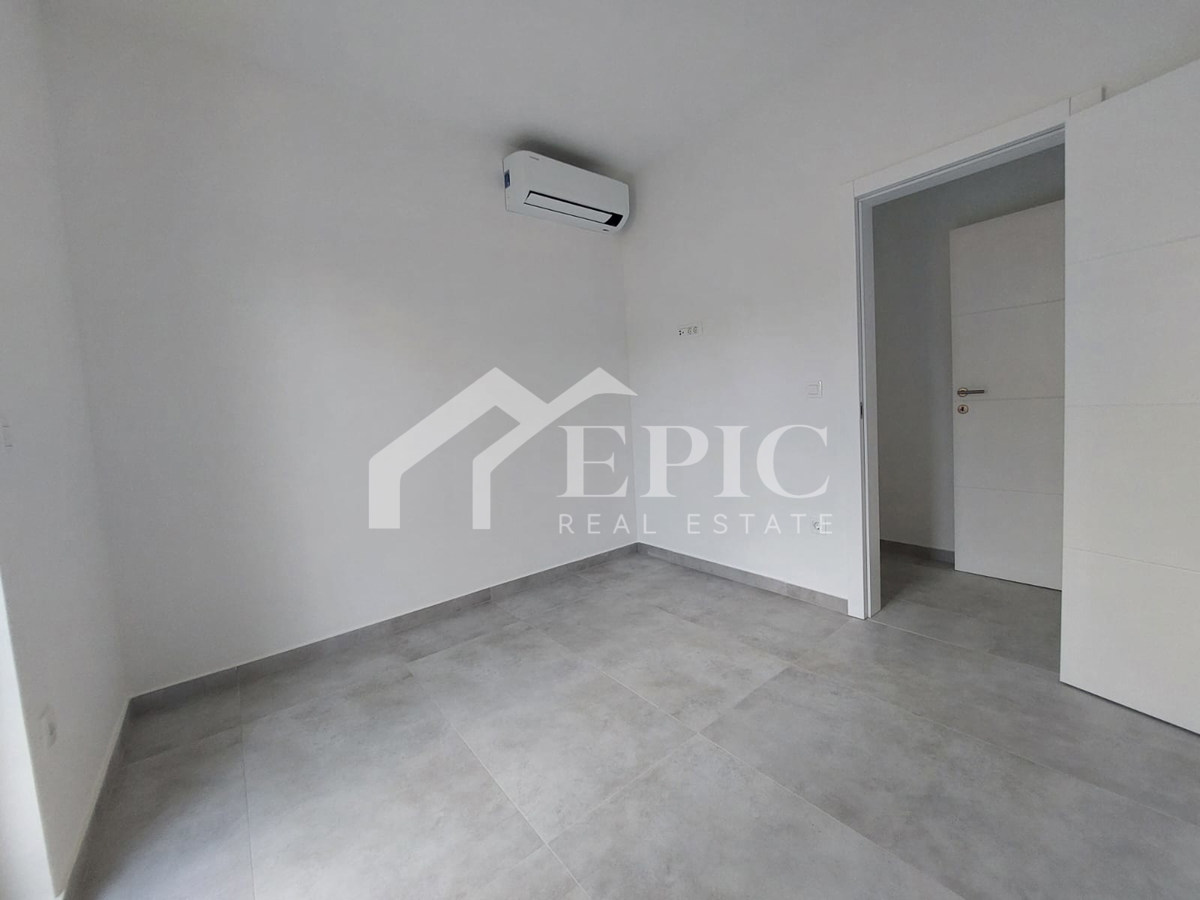 KOŽINO, ZADAR - APPARTAMENTO TRILOCALE CON PISCINA