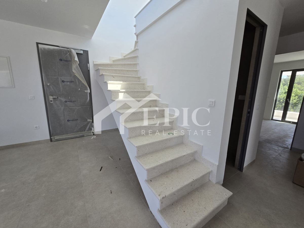 ATTICO IN ECCELLENTE NUOVA COSTRUZIONE