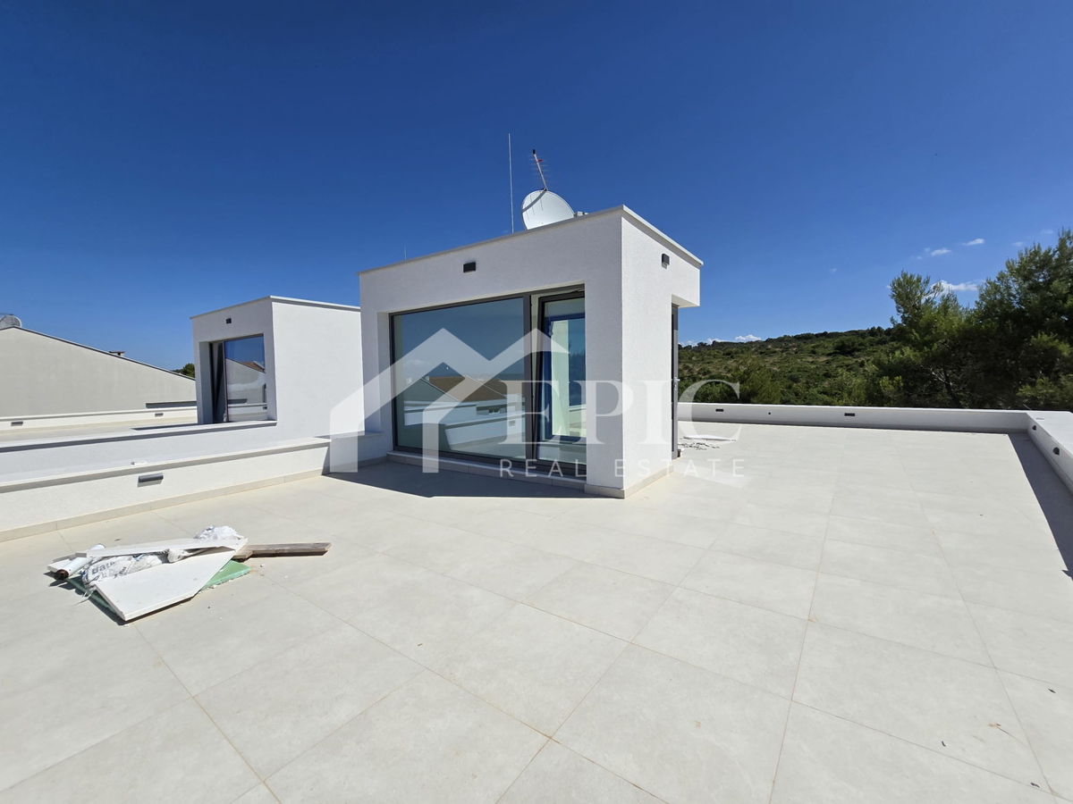 ATTICO IN ECCELLENTE NUOVA COSTRUZIONE