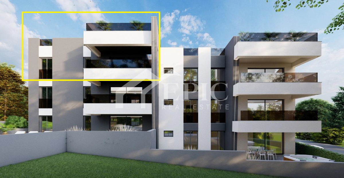 APPARTAMENTO CON TERRAZZA SUL TETTO E VISTA MARE