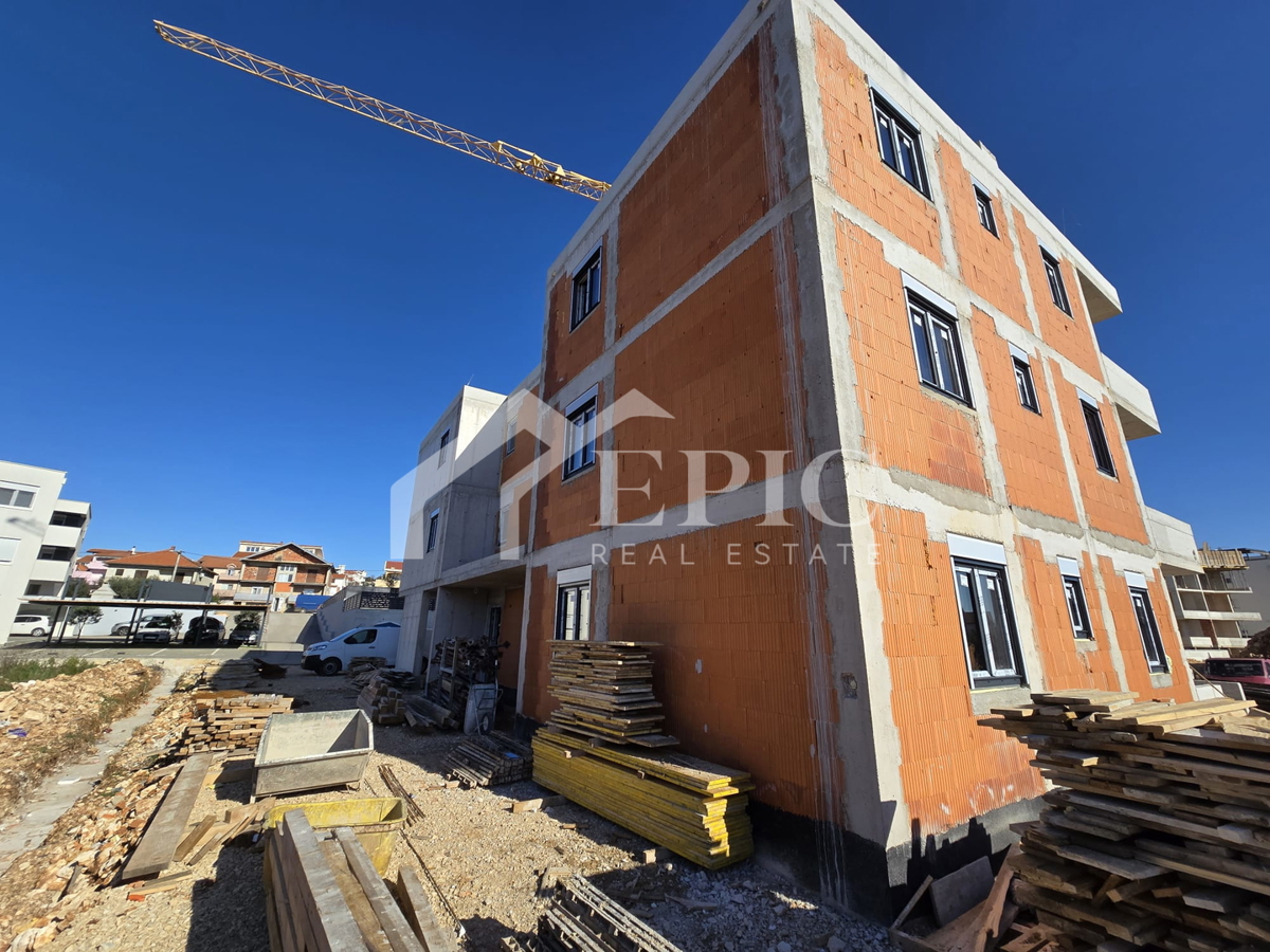 Appartamento trilocale al 1° piano, Plovanija