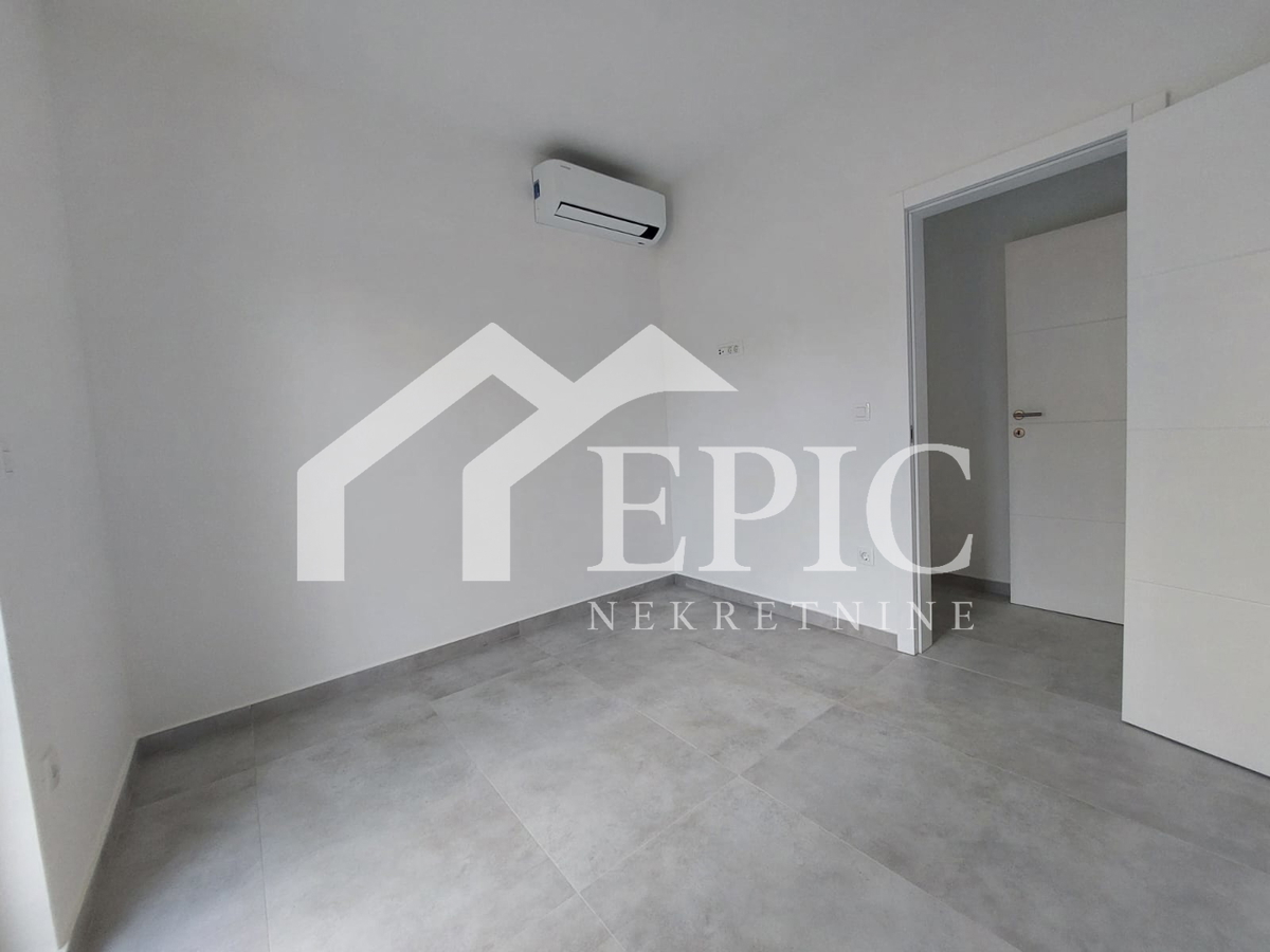 KOŽINO, ZADAR - APPARTAMENTO TRILOCALE CON TERRAZZA PANORAMICA