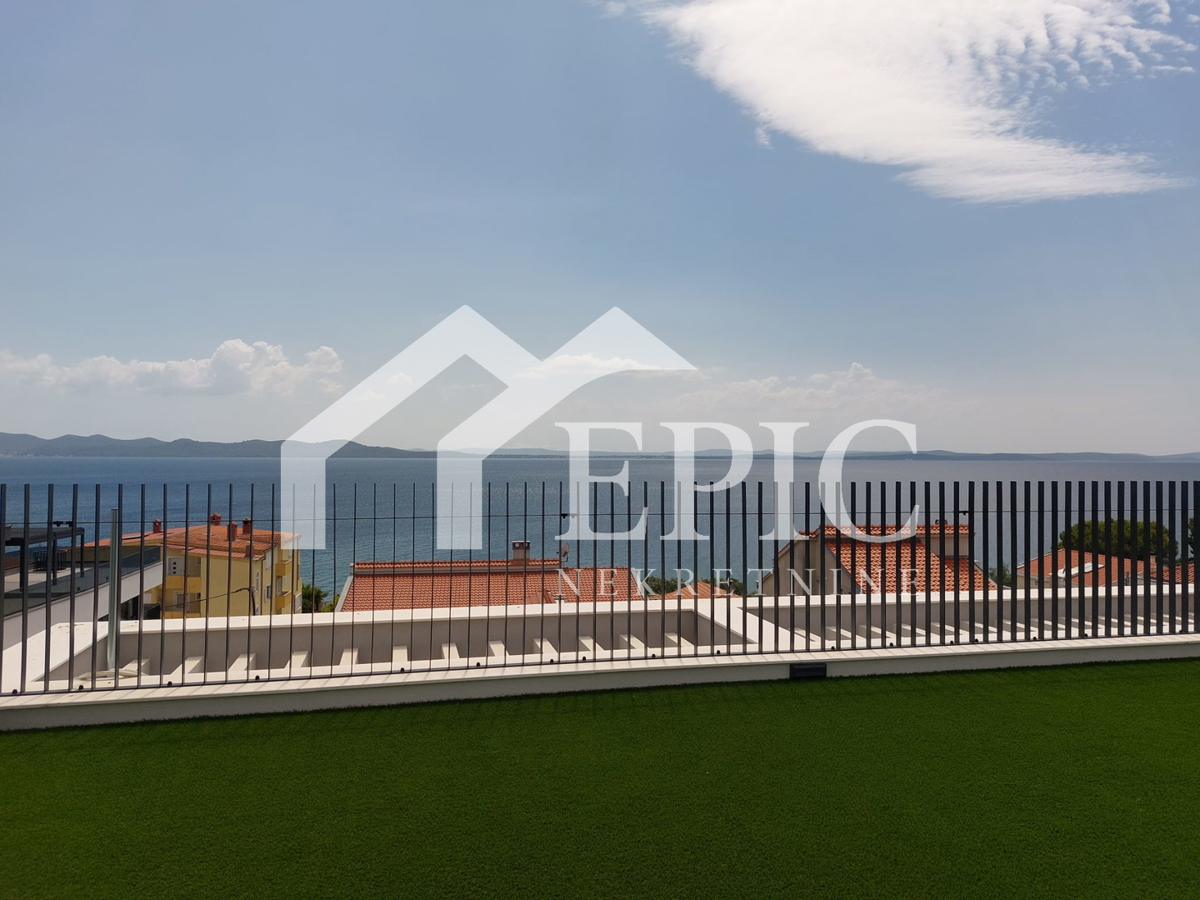 KOŽINO, ZADAR - APPARTAMENTO TRILOCALE CON TERRAZZA PANORAMICA