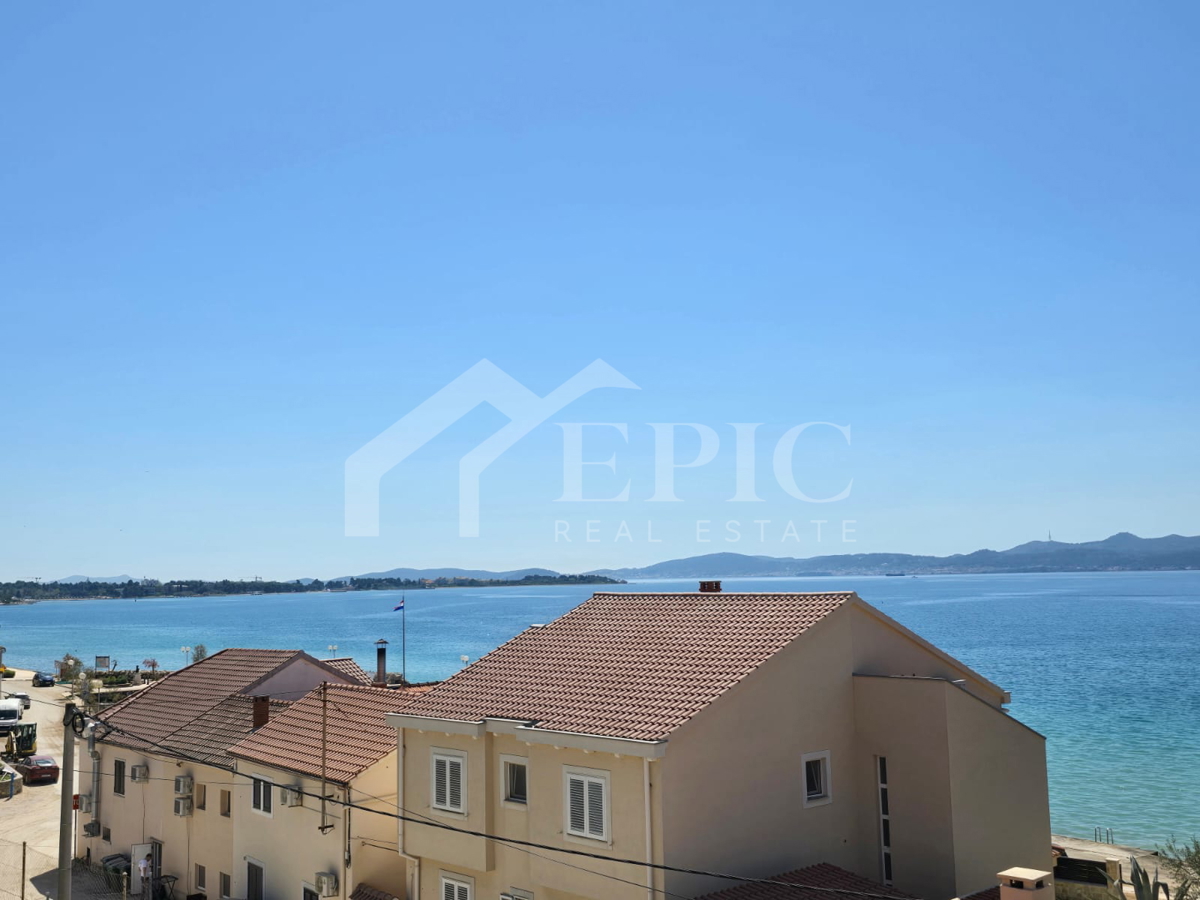 ZADAR - SPLENDIDO APPARTAMENTO, SECONDA FILA DAL MARE