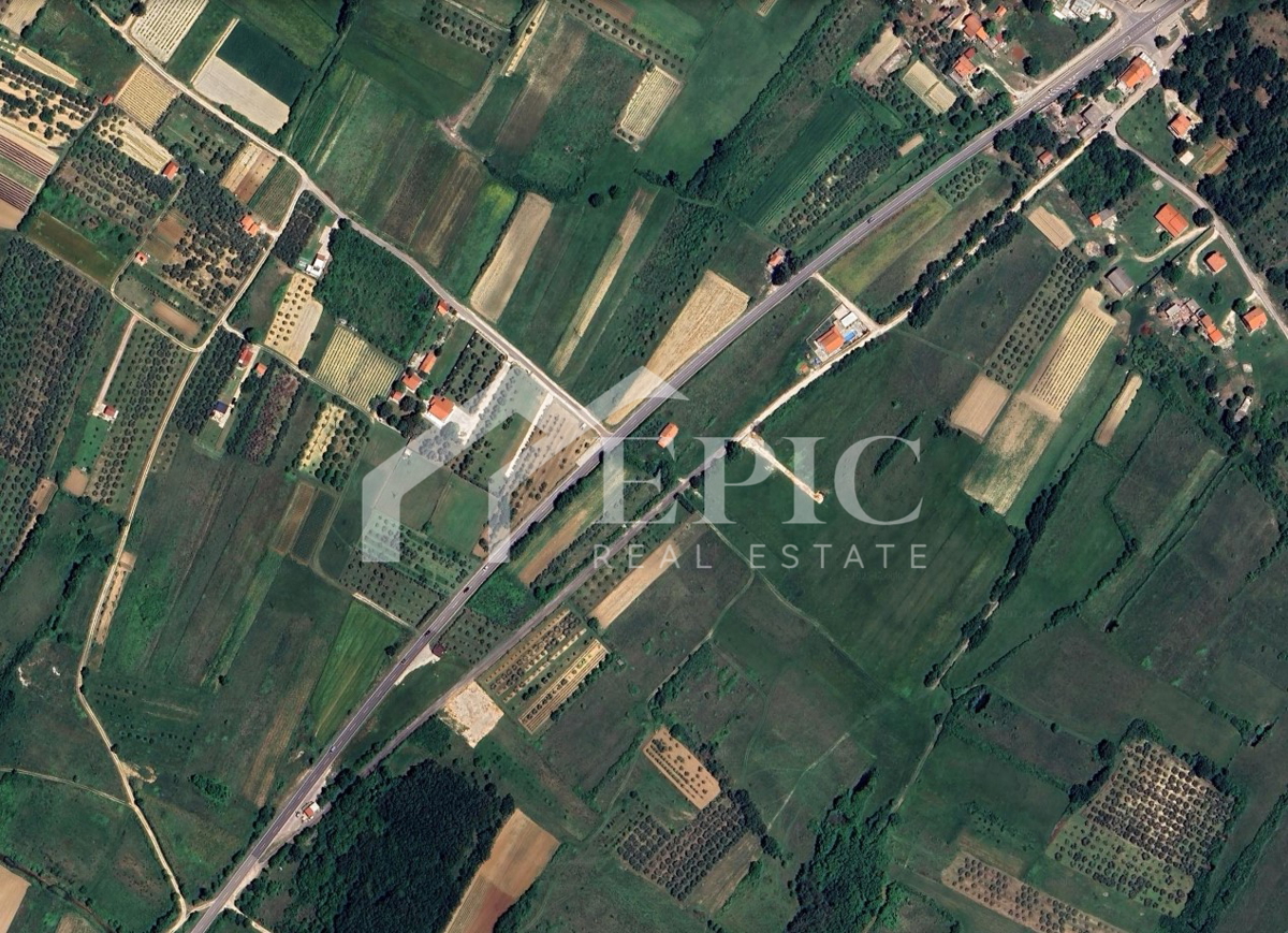 TERRENO EDIFICABILE MURVICA VICINO A ZARA