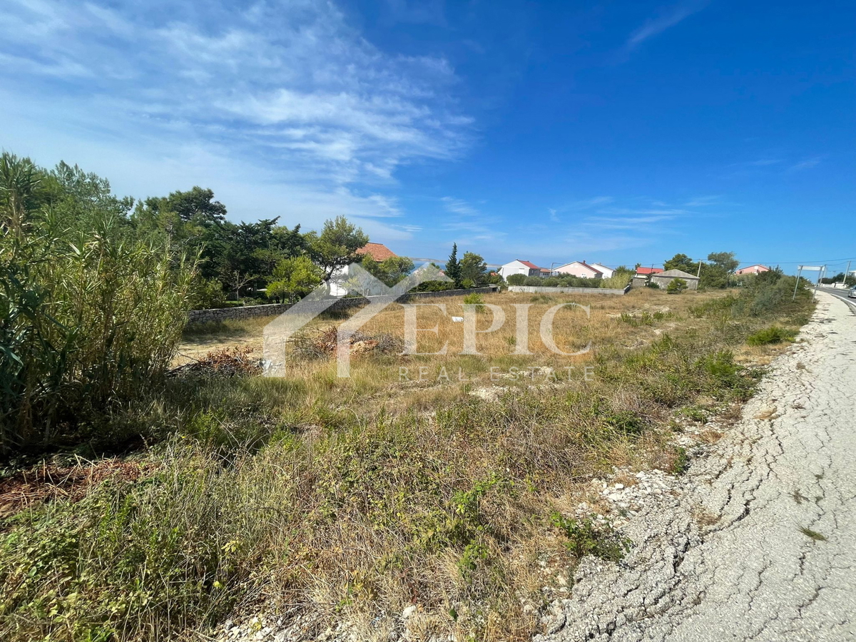 RTINA - TERRENO CON PERMESSO DI COSTRUIRE