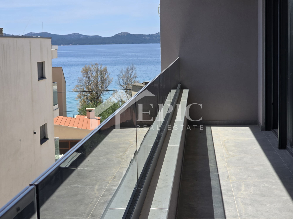 DIKLO, APPARTAMENTO 2° PIANO, 50m DAL MARE