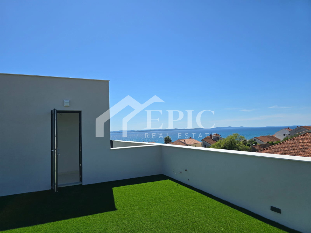 DIKLO, APPARTAMENTO 2° PIANO, 50m DAL MARE