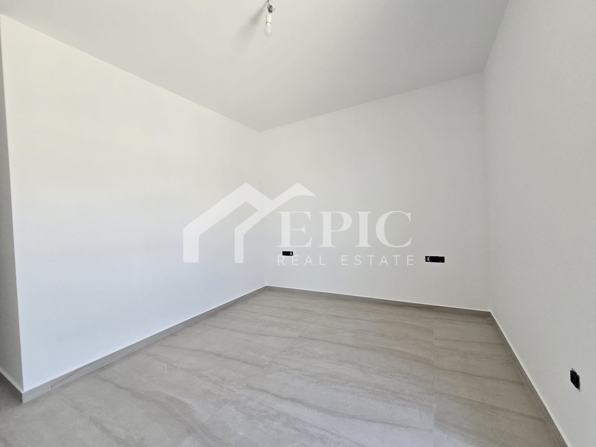 DIKLO, APPARTAMENTO 2° PIANO, 50m DAL MARE