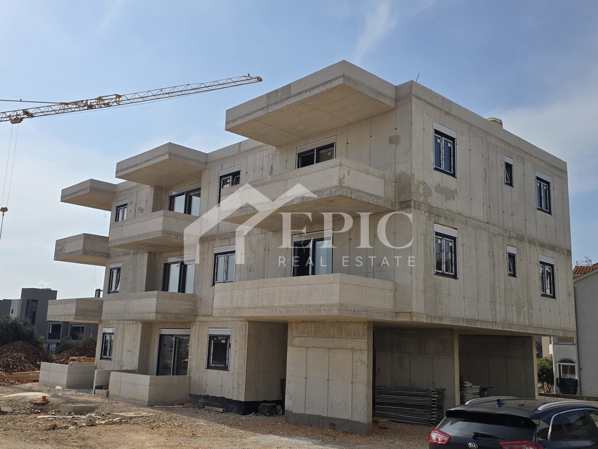 PLOVANIJA, appartamento con una camera al 2° piano