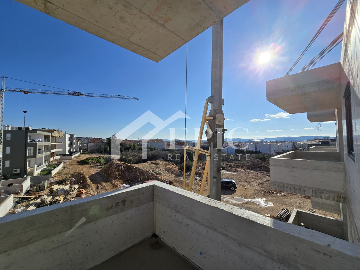 PLOVANIJA, appartamento con una camera al 2° piano