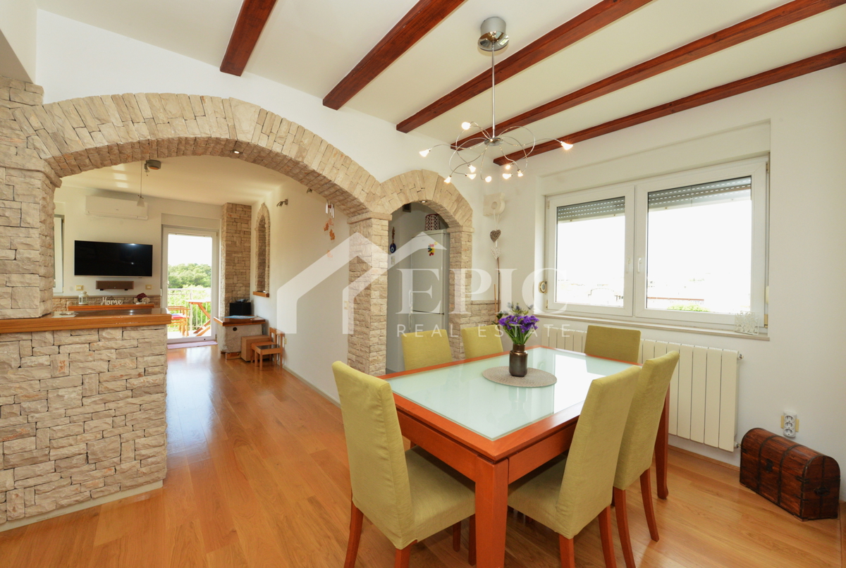 APPARTAMENTO IN POSIZIONE ATTRATTIVA