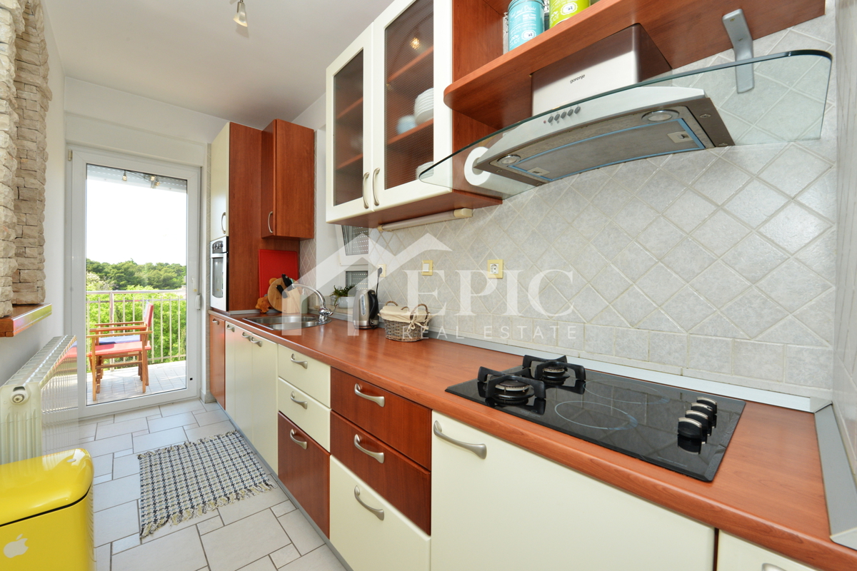 APPARTAMENTO IN POSIZIONE ATTRATTIVA