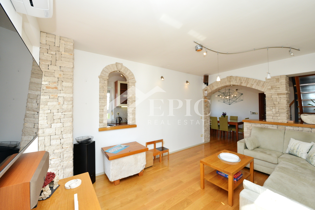 APPARTAMENTO IN POSIZIONE ATTRATTIVA