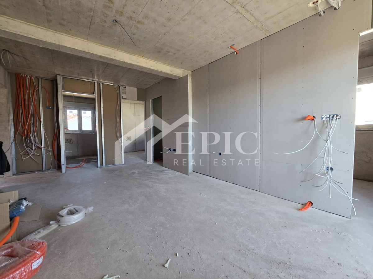 Appartamento trilocale al 1° piano, Plovanija