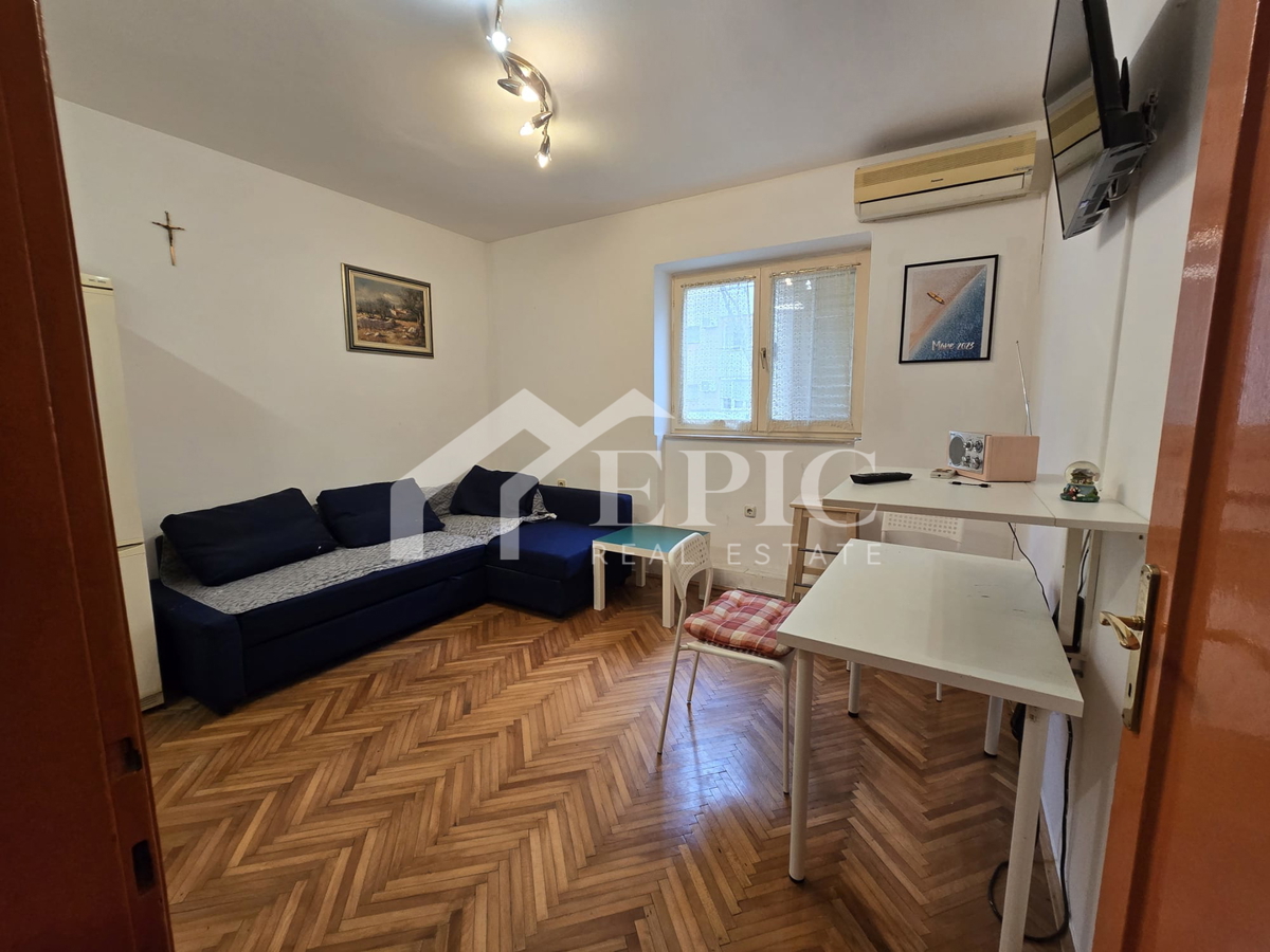 APPARTAMENTO A ZADAR – VICINO AL CENTRO, IDEALE PER INVESTIMENTO!