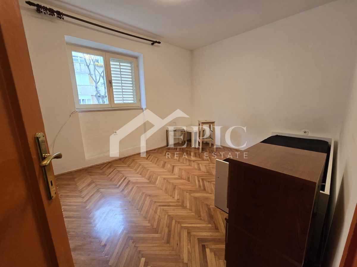 APPARTAMENTO A ZADAR – VICINO AL CENTRO, IDEALE PER INVESTIMENTO!