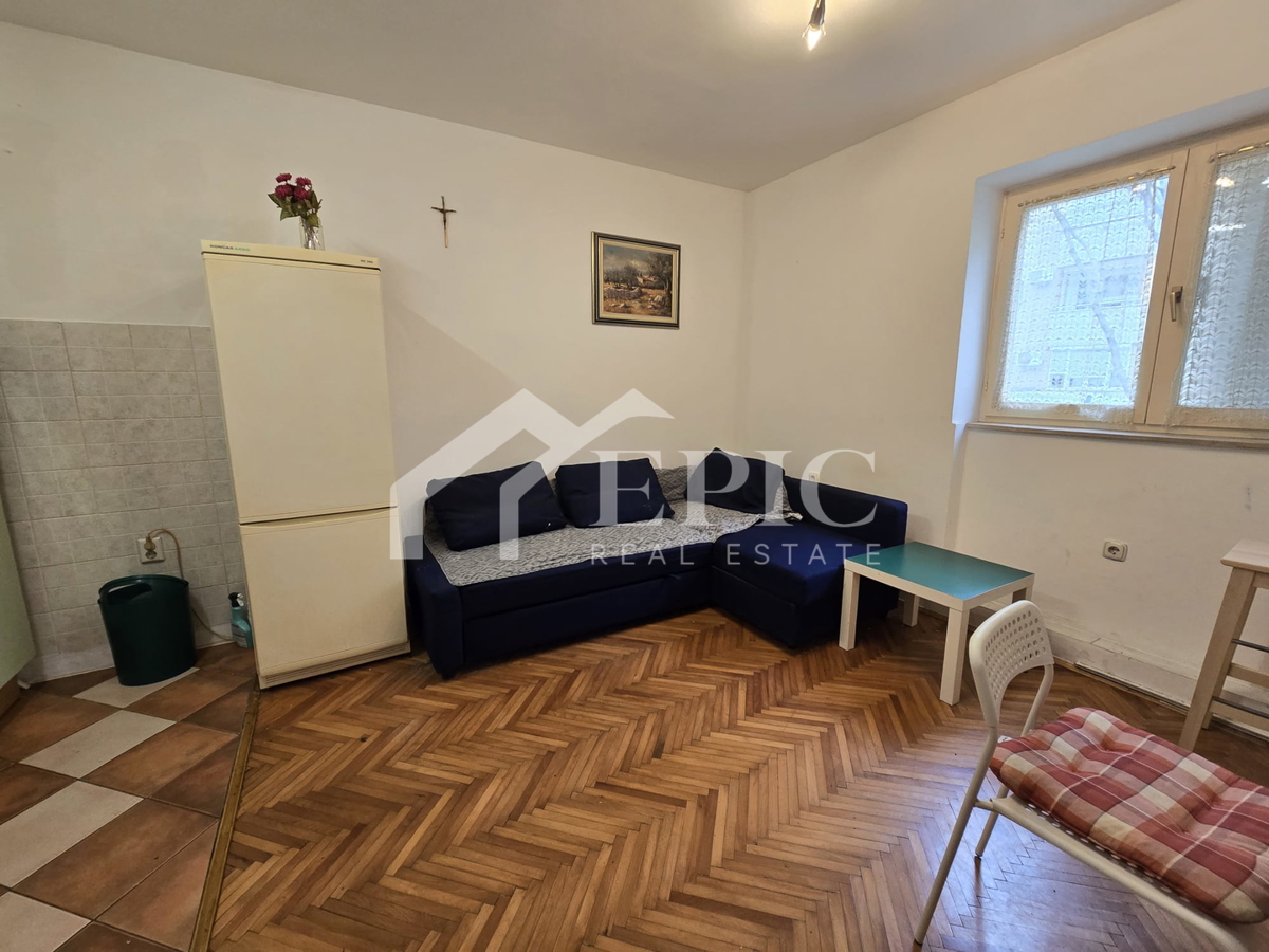 APPARTAMENTO A ZADAR – VICINO AL CENTRO, IDEALE PER INVESTIMENTO!