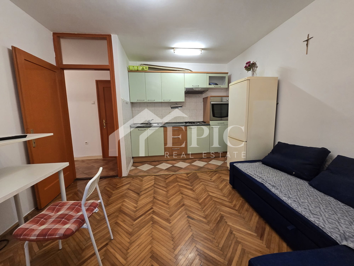 APPARTAMENTO A ZADAR – VICINO AL CENTRO, IDEALE PER INVESTIMENTO!