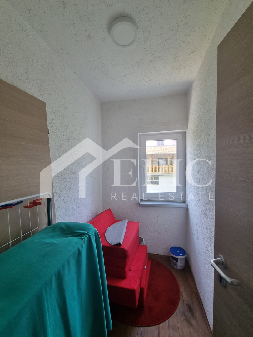 VILLA INDIPENDENTE A GRAČAC