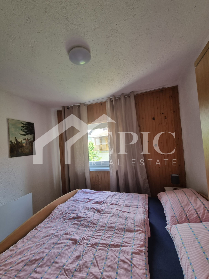 VILLA INDIPENDENTE A GRAČAC