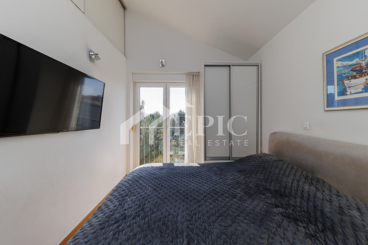 AMPIO APPARTAMENTO SU DUE LIVELLI