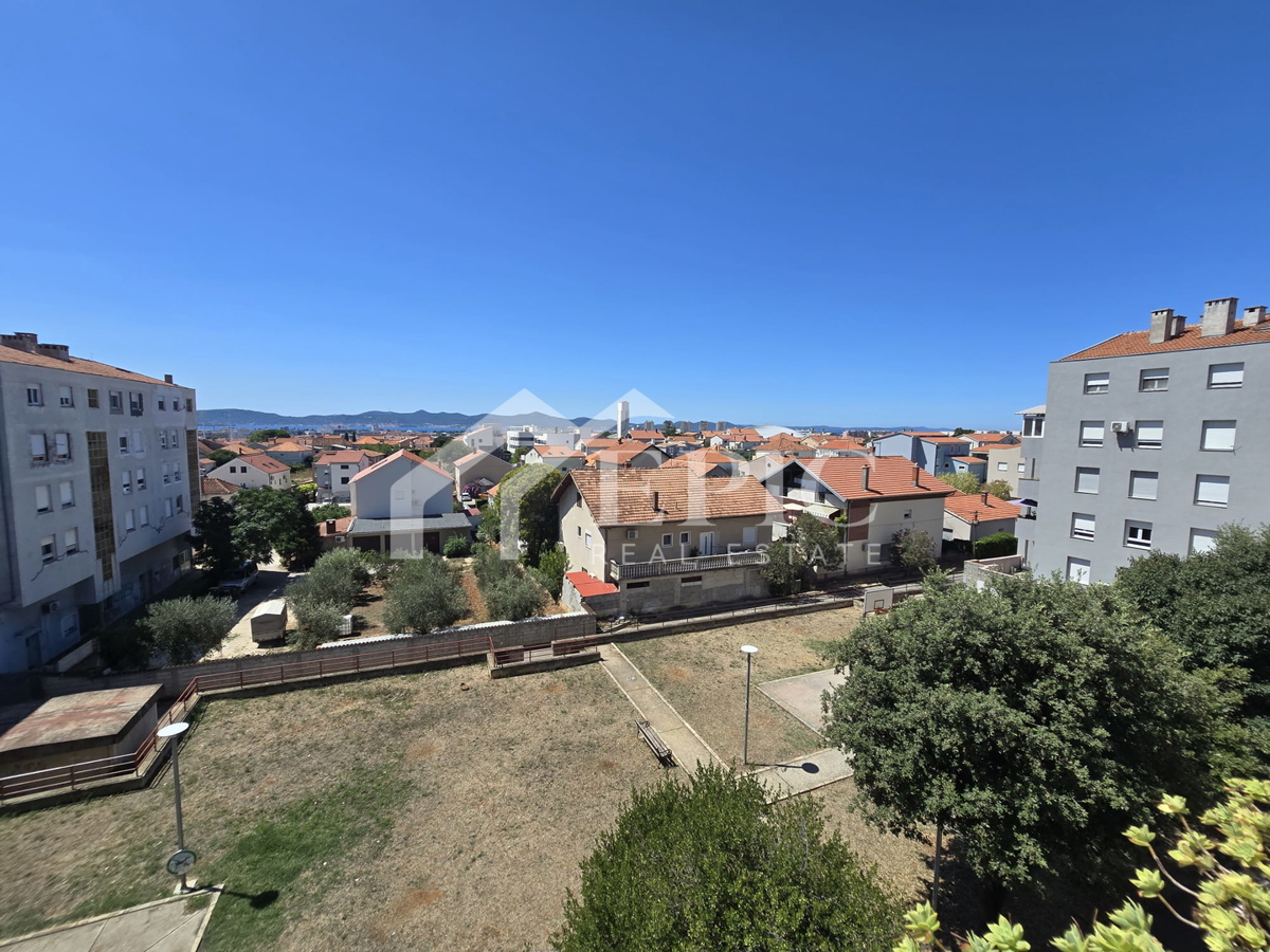 TRILOCALE AL TERZO PIANO - BILI BRIG