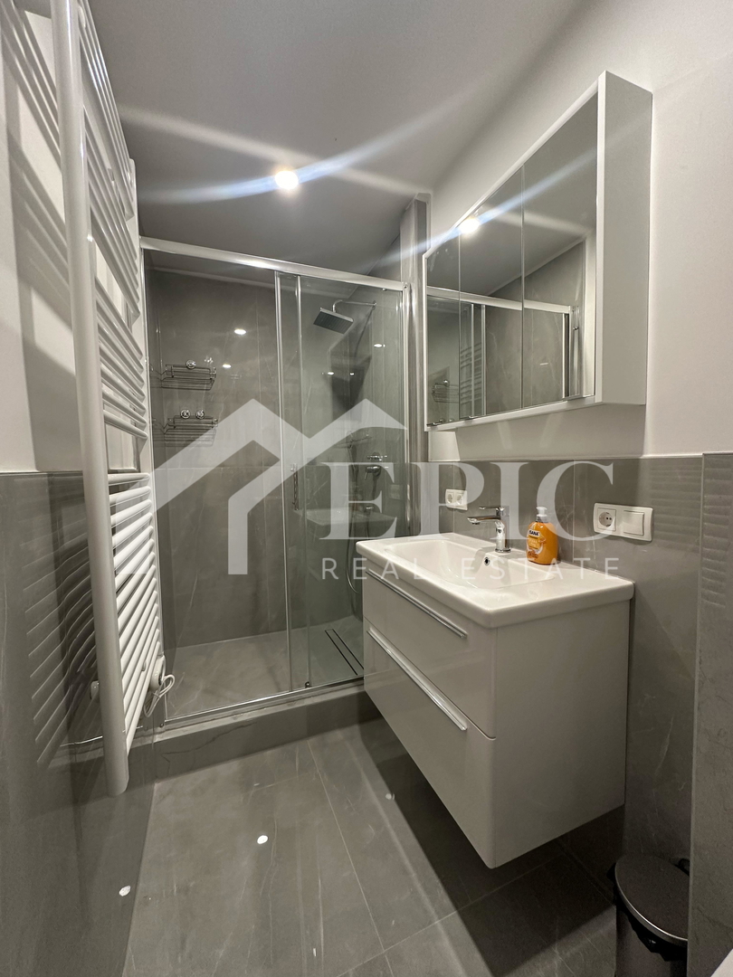 VILLA INDIPENDENTE CON 4 UNITÀ ABITATIVE