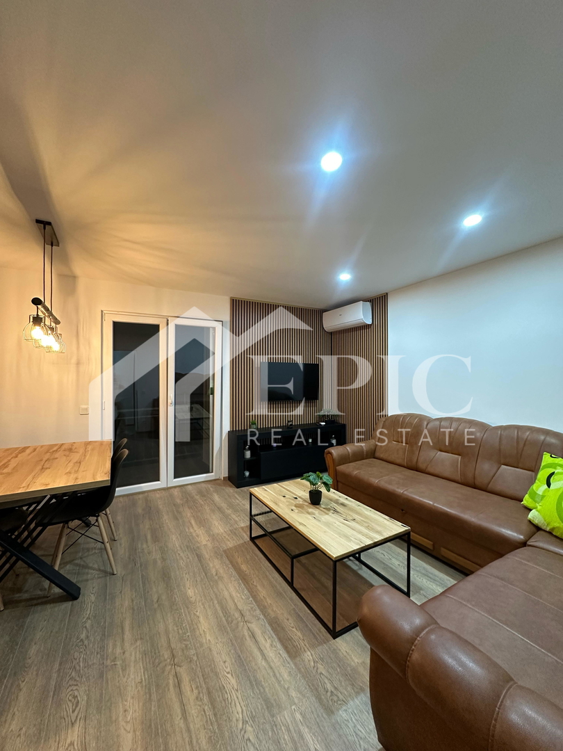 VILLA INDIPENDENTE CON 4 UNITÀ ABITATIVE