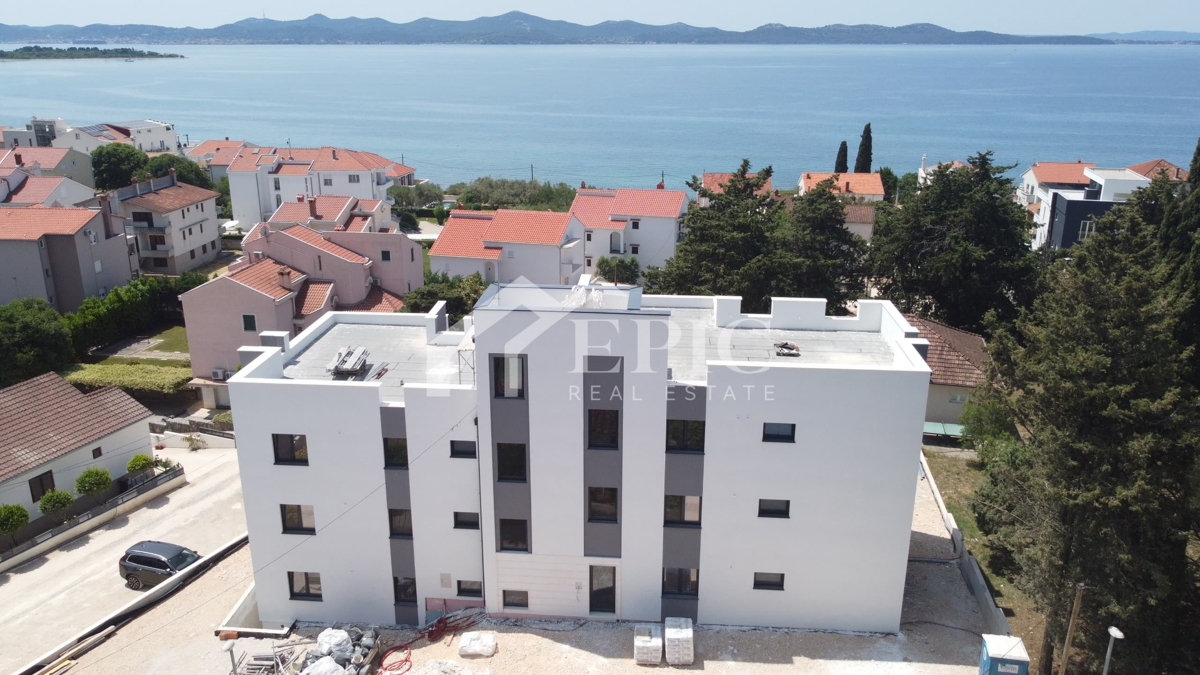 APPARTAMENTO AL PRIMO PIANO IN POSIZIONE IMMEDIATA VICINO ALLA SPIAGGIA