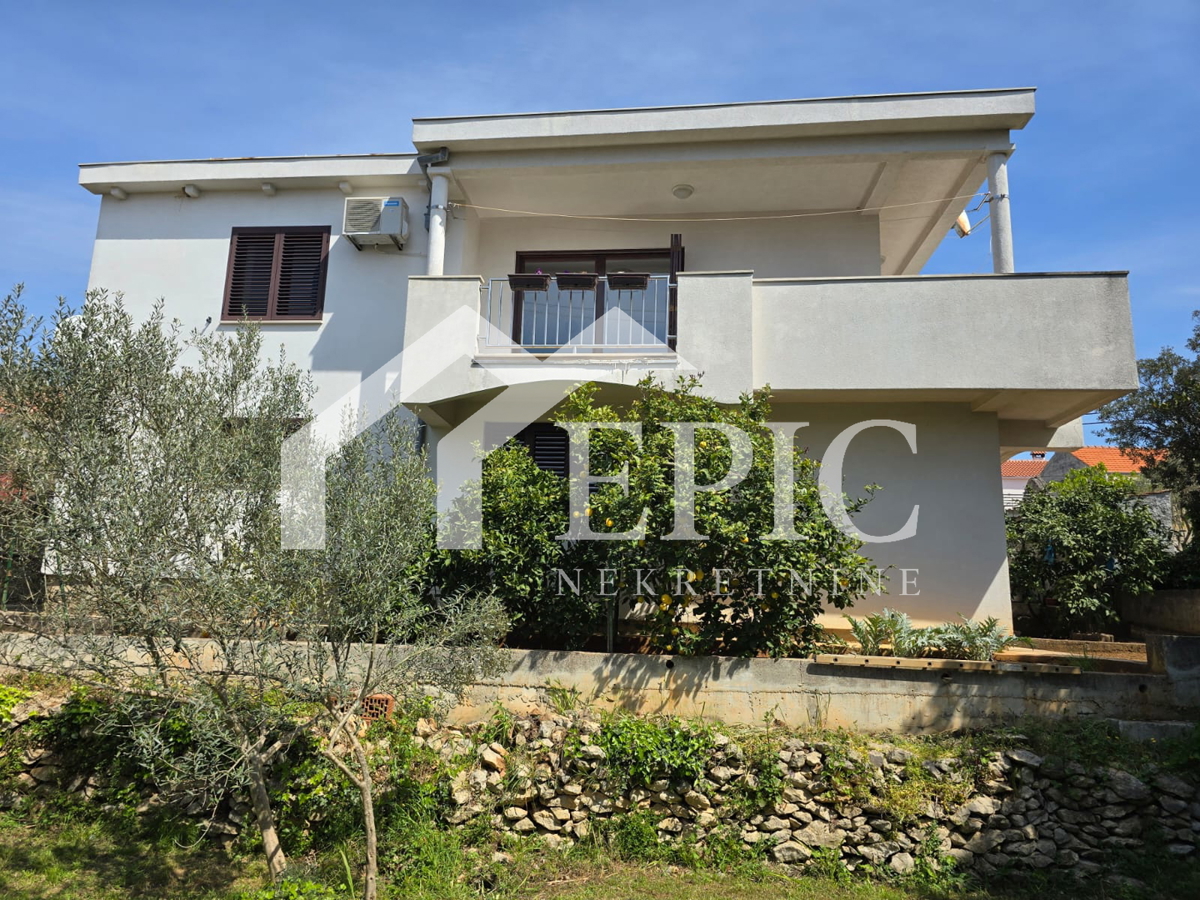 ZADAR - CASA FAMILIARE, a 100 metri dal mare