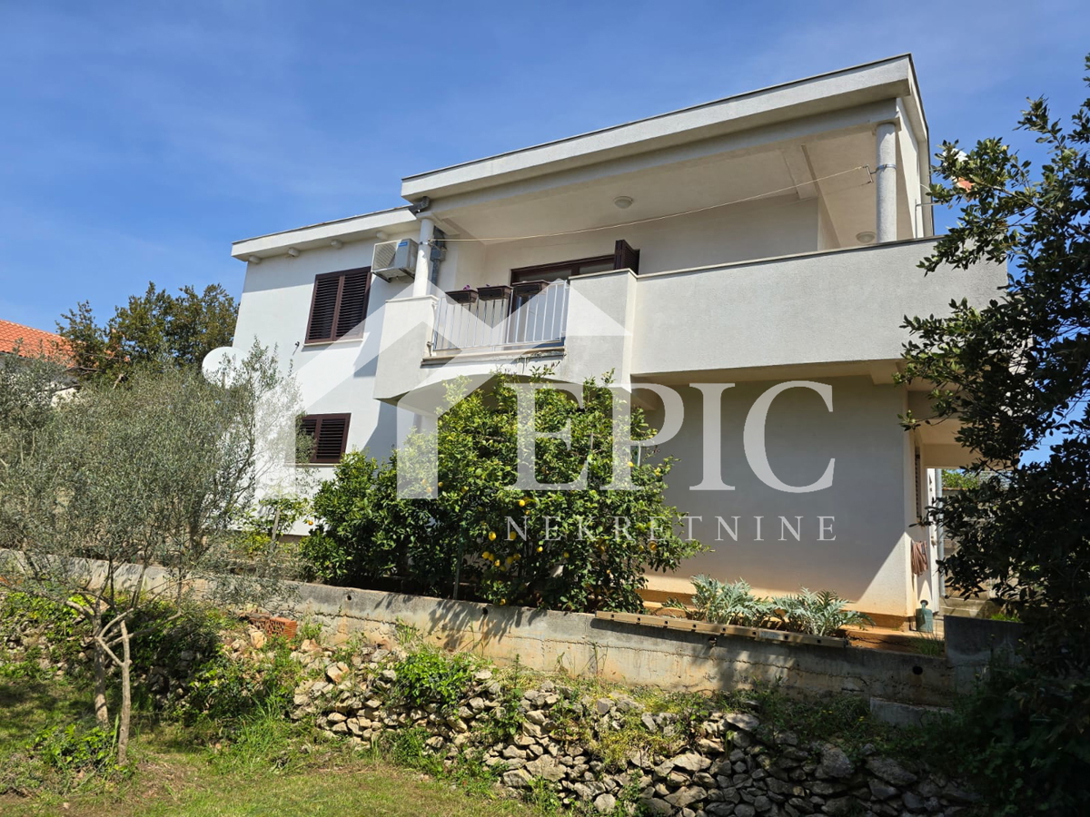ZADAR - CASA FAMILIARE, a 100 metri dal mare