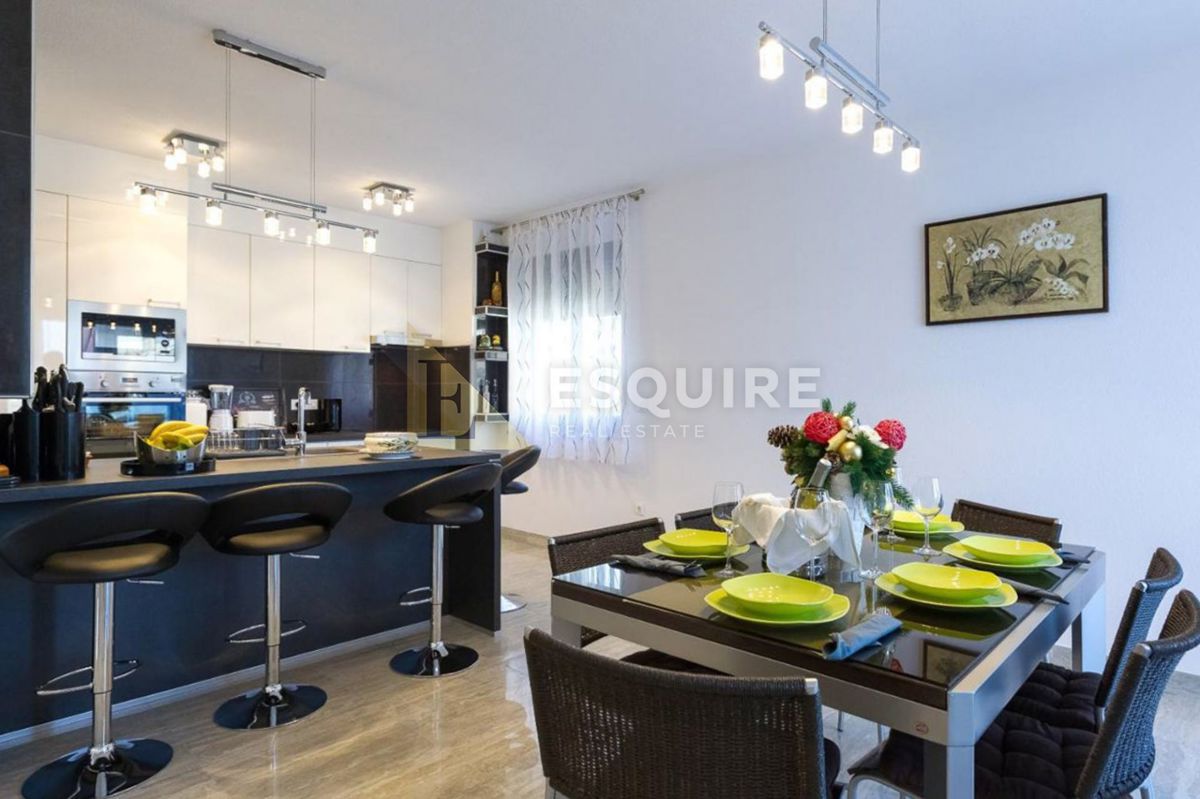 Casa Sukošan, 345m2