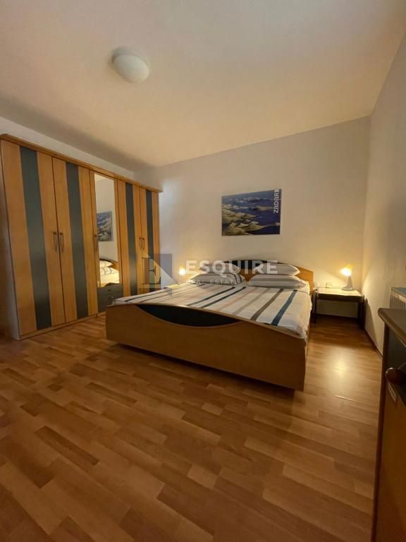 Casa Ljubač, Ražanac, 235m2