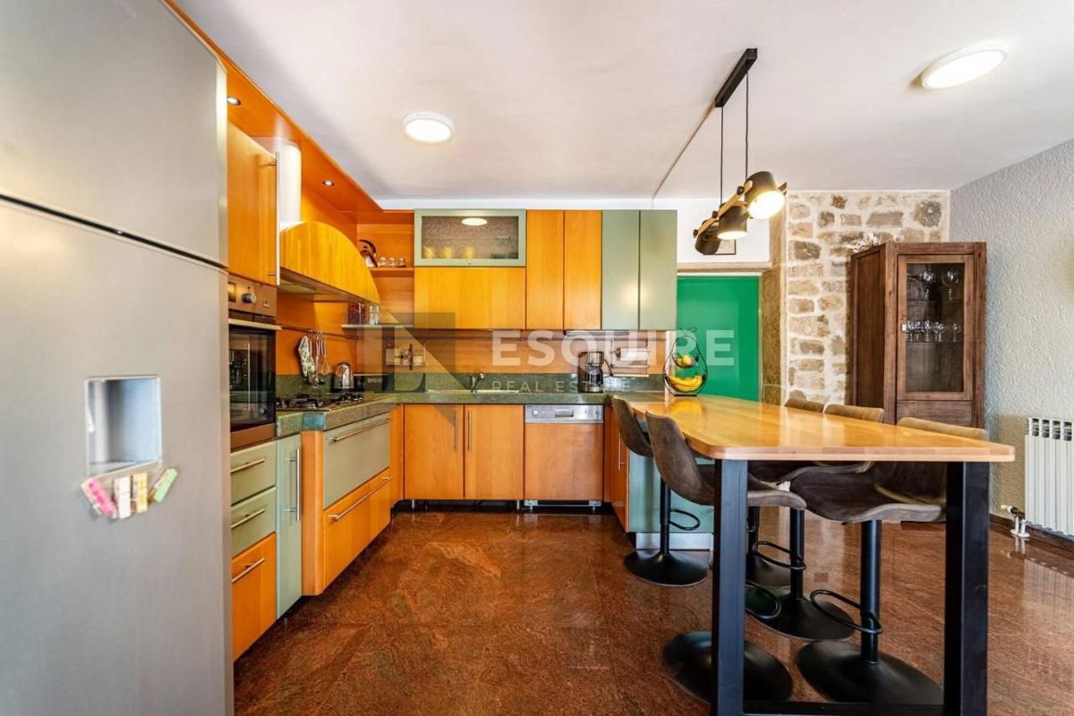 Casa Plovanija, Zadar, 300m2