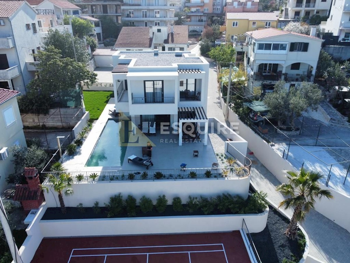 Casa Okrug Gornji, Okrug, 280m2