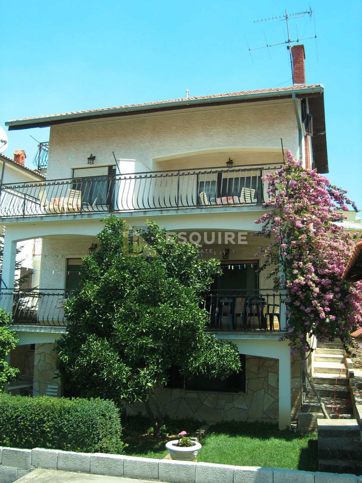 Casa Okrug Gornji, Okrug, 400m2