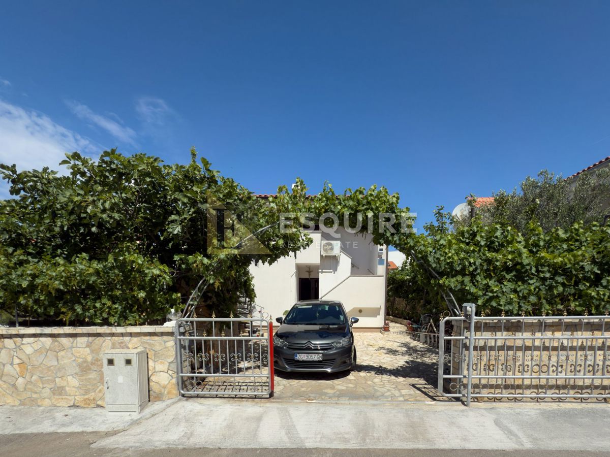 Casa Vrsi, 250m2