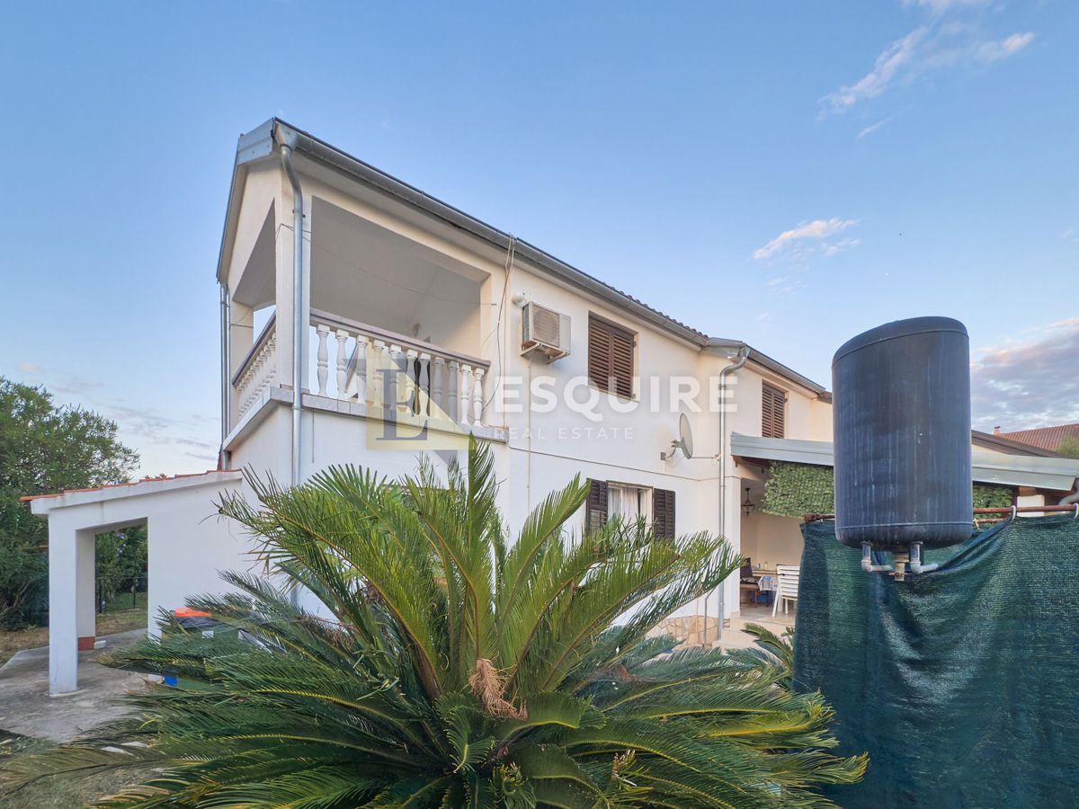 Casa Sabunike, Privlaka, 182m2