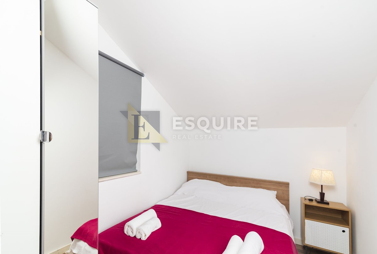 Casa Posedarje, 280m2