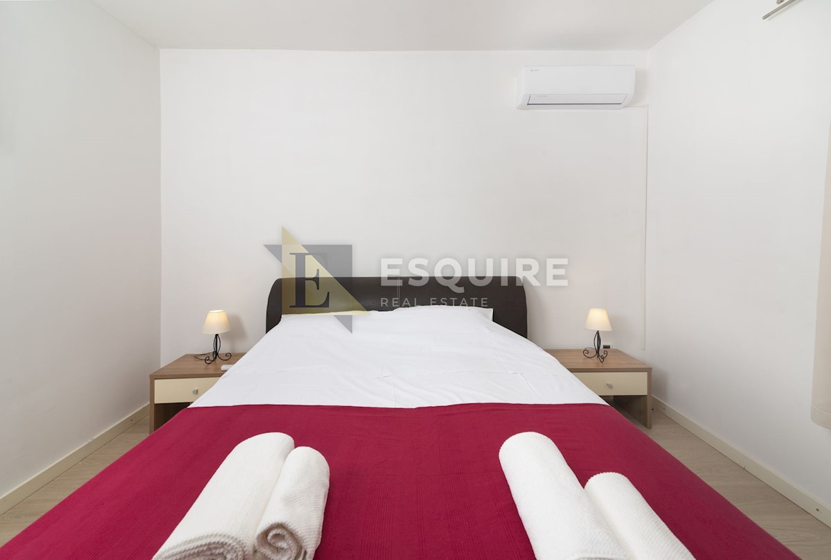 Casa Posedarje, 280m2