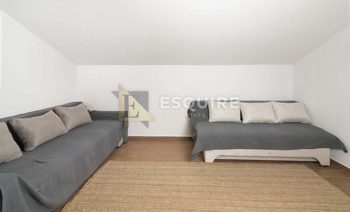 Casa Posedarje, 280m2