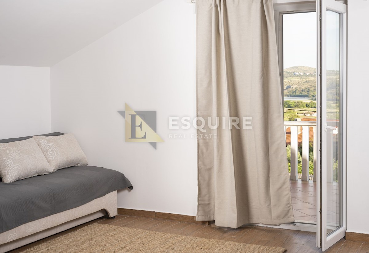 Casa Posedarje, 280m2