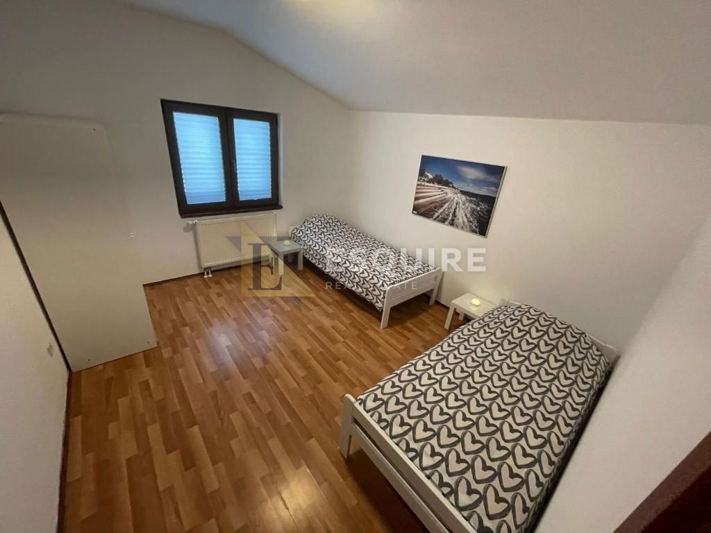 Casa Ljubač, Ražanac, 235m2