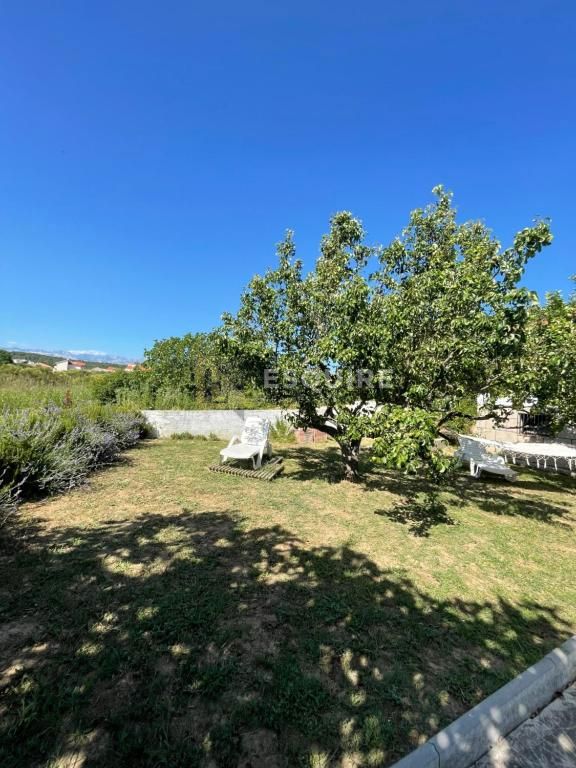 Casa Ljubač, Ražanac, 235m2