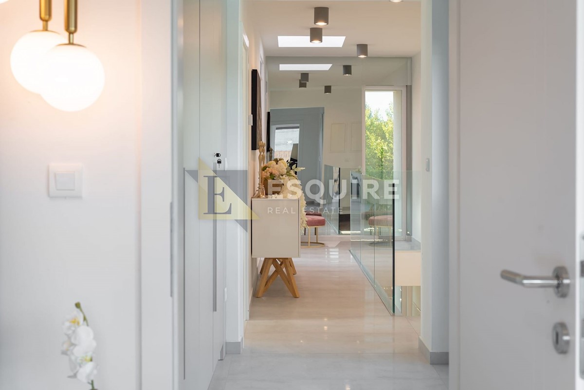 Casa Zaton, Nin, 220m2