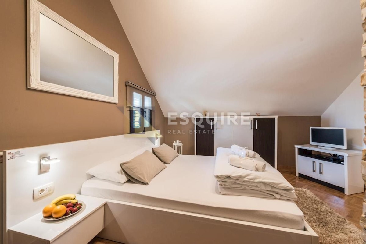 Appartamento Poluotok, Zadar, 182m2