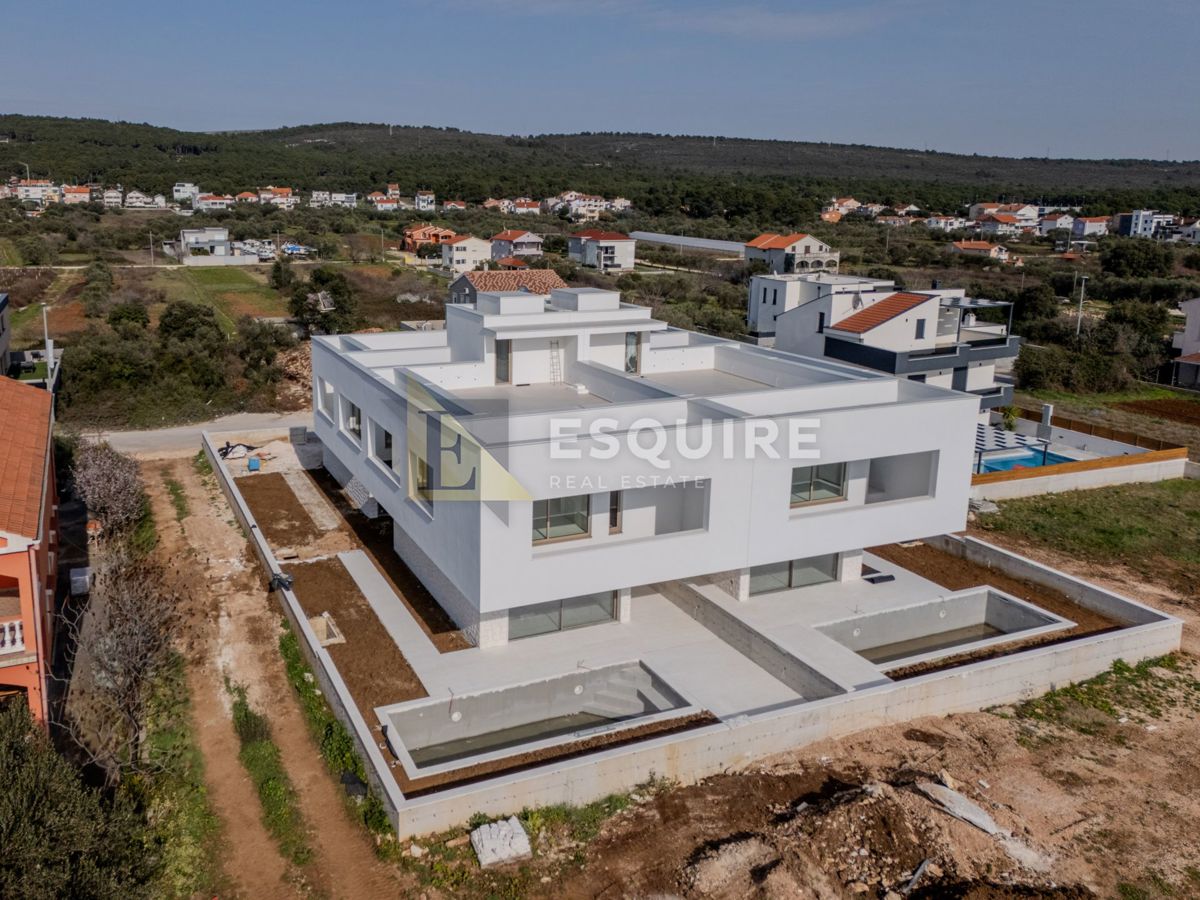 Casa Bibinje, 400m2