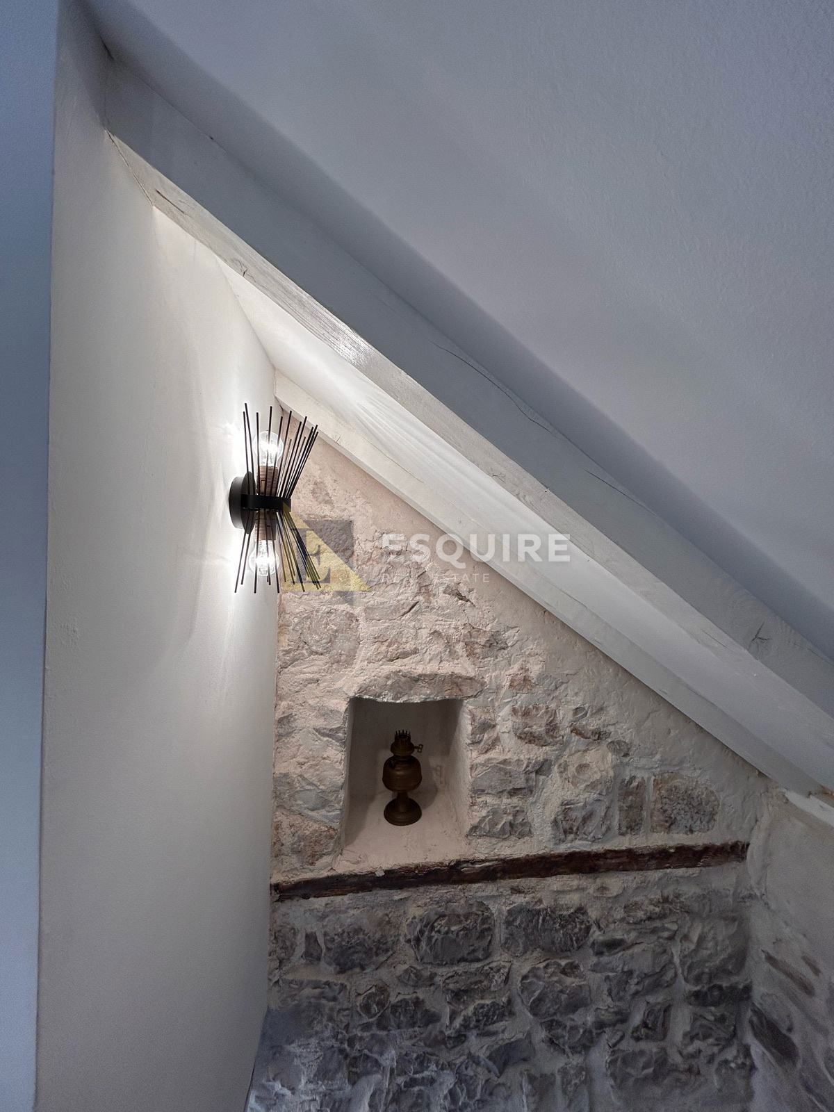 Casa Kaštel Štafilić, Kaštela, 60m2